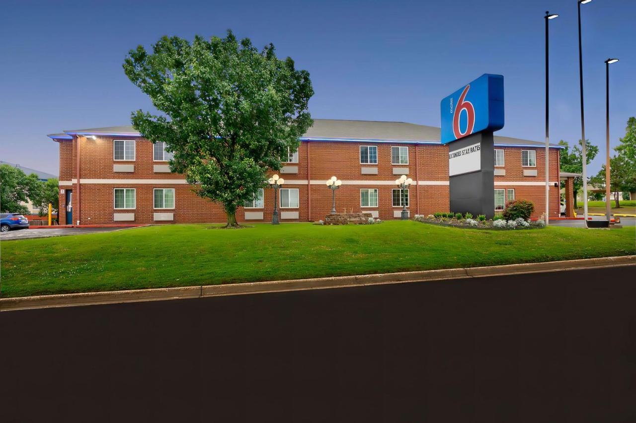 Motel 6 Tulsa, Ok - Central Buitenkant foto